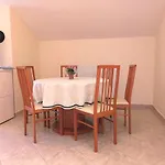 With Swimming Pool Banjol, Rab - 11382 Appartement