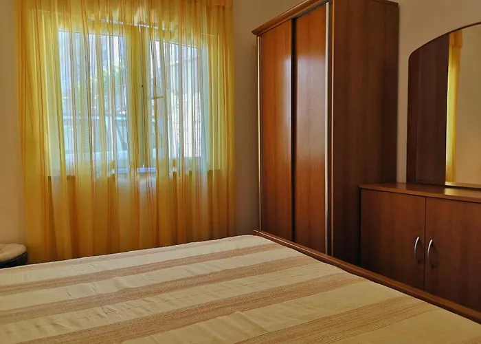 Apartman With Swimming Pool Banjol, Rab - 11382 Banjol