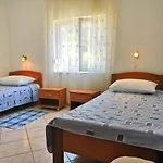 With Swimming Pool Banjol, Rab - 11382 Apartman Banjol