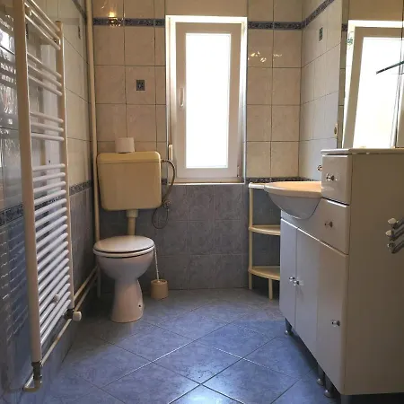 Διαμέρισμα With Swimming Pool Banjol, Rab - 11382 *
