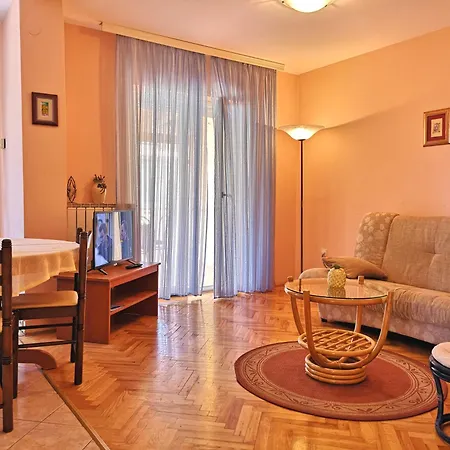 Apartments With Swimming Pool Banjol, Rab - 11382 *