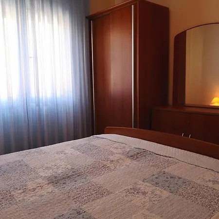 Apartment Apartments With Swimming Pool Banjol, Rab - 11382 *